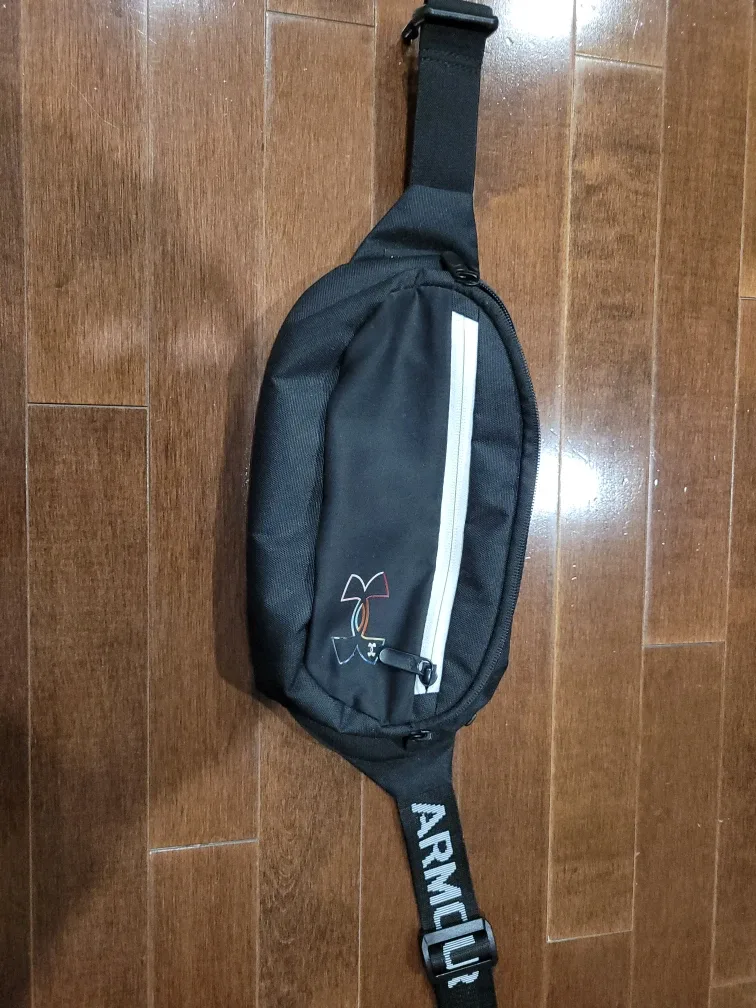 Under Armour Black Fanny Pack