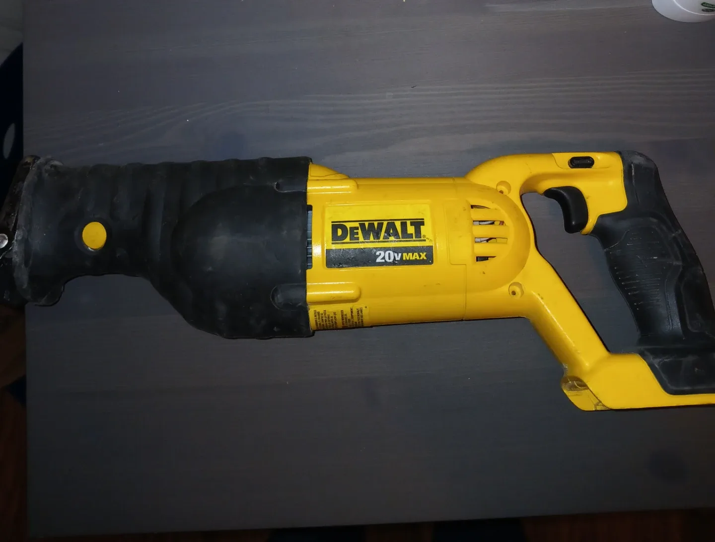 DeWalt 20V MAX Reciprocating Saw - Yellow
