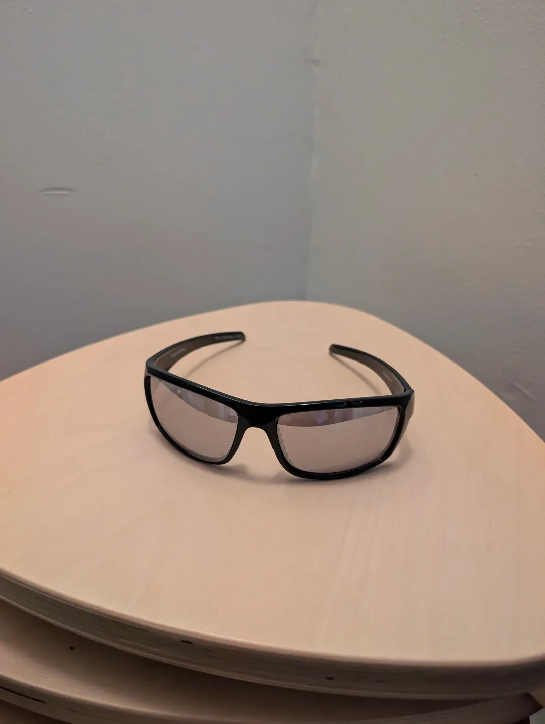 Sunglasses thumbnail