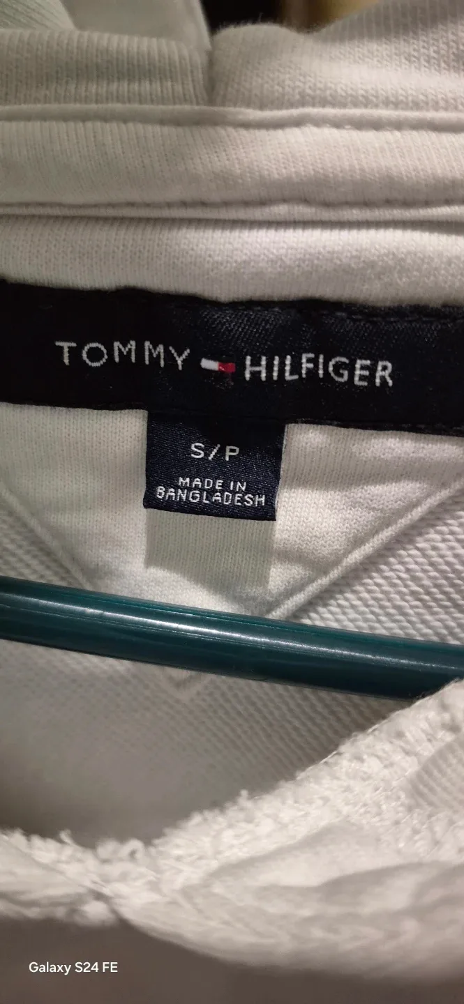 Ladies  new TH hoddie size small image indicator(5)