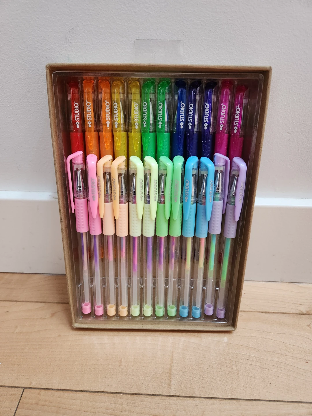 Scented & Swirl Studio Gel Pens - Set of 24