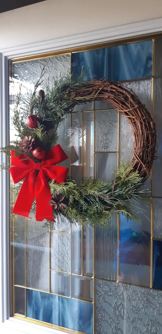 Fresh greenery Christmas Wreaths image indicator(7)