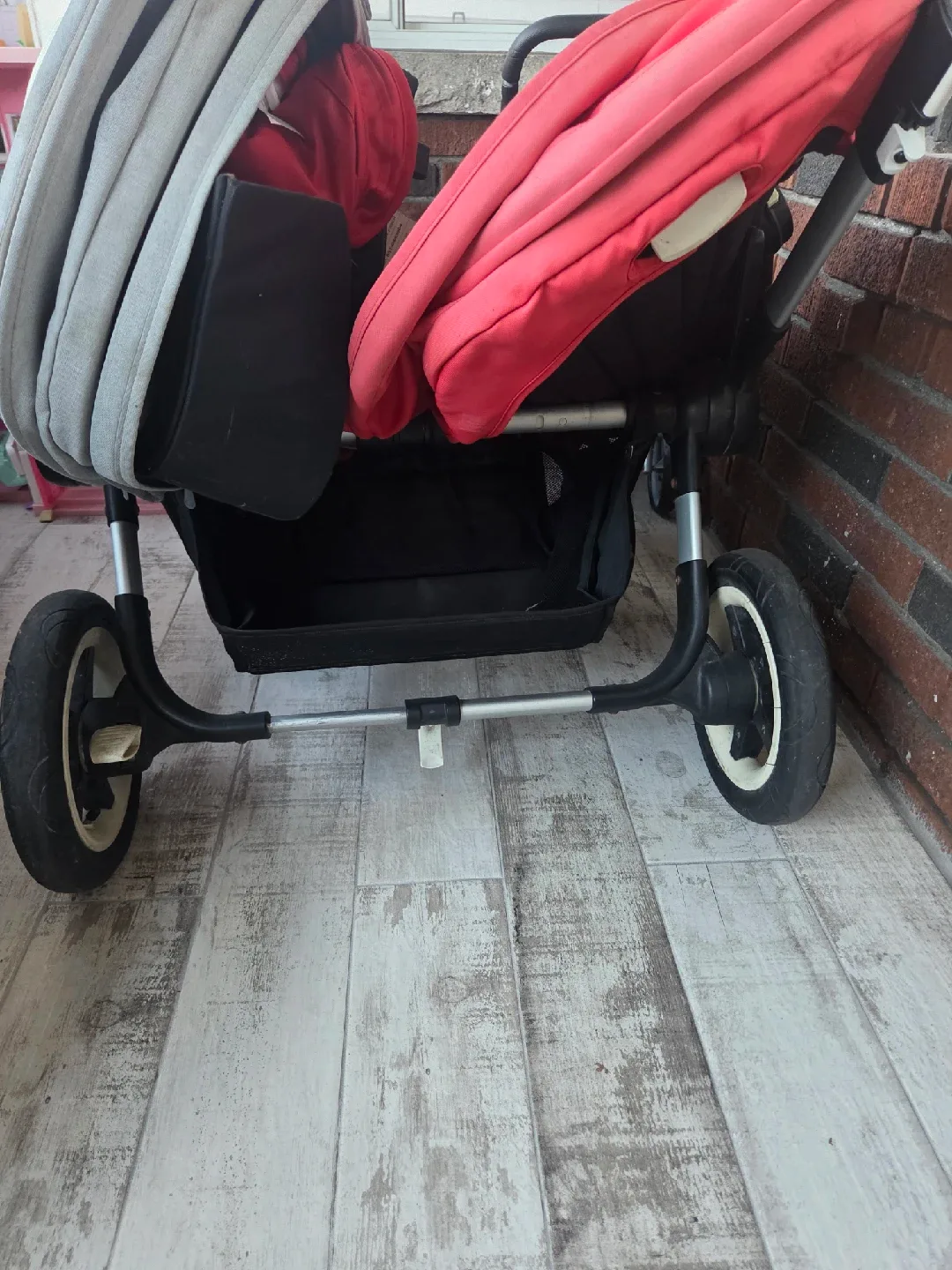 Bugaboo Donkey Duo Stroller image indicator(2)