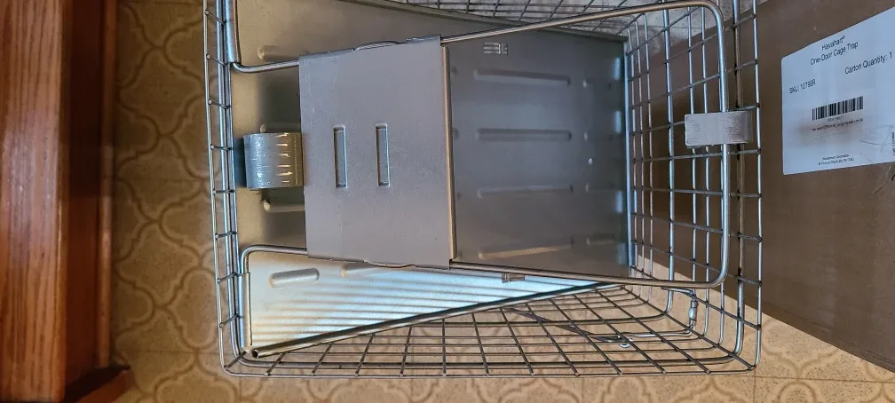 Animal "Live" Trap Brand New in Box image indicator(4)