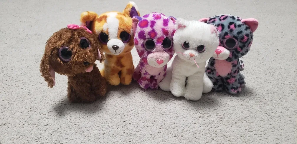 Assorted Plush Toys image indicator(2)