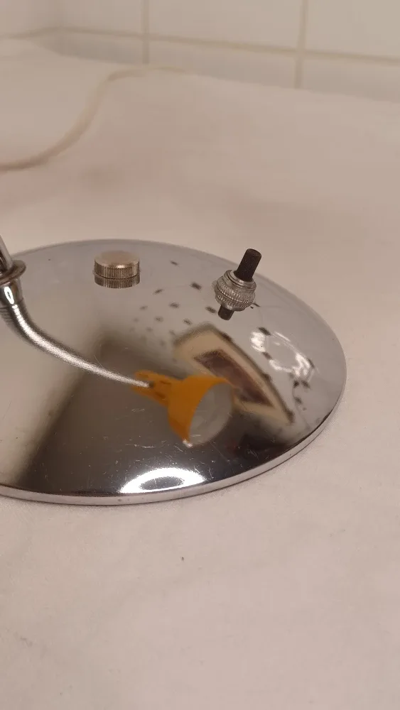 Vintage Yellow Desk Lamp image indicator(5)