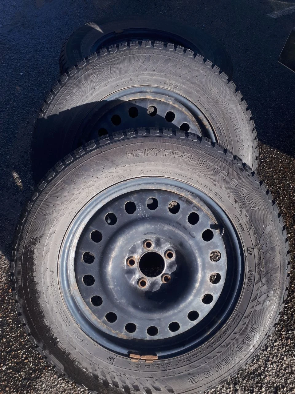 Winter Tires Studded - Nokian Hakkapeliitta 235/65R18 - photo 4
