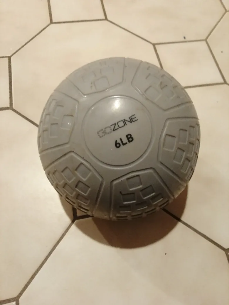 GOZONE 6LB used Medicine Ball image indicator(2)