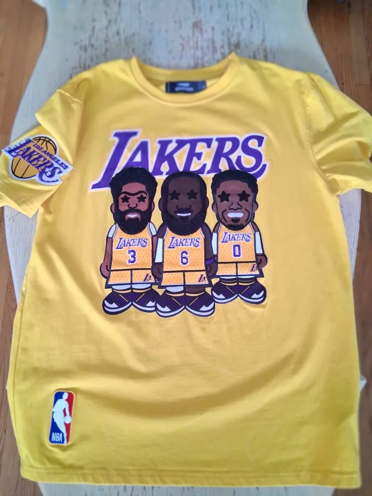 Los Angeles Lakers Yellow Graphic T-Shirt