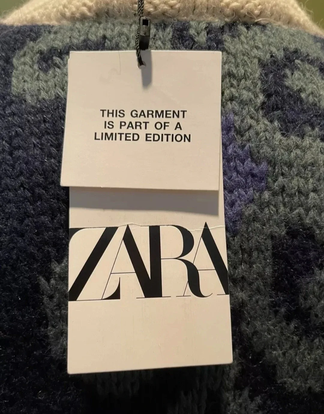 Sweater Wool Blend Chunky Knit Limited Edition image indicator(5)