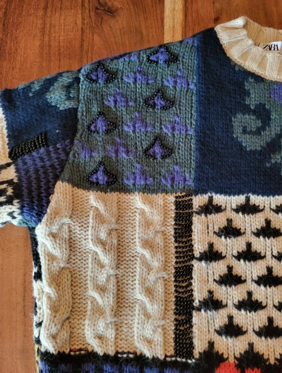 Sweater Wool Blend Chunky Knit Limited Edition image indicator(7)