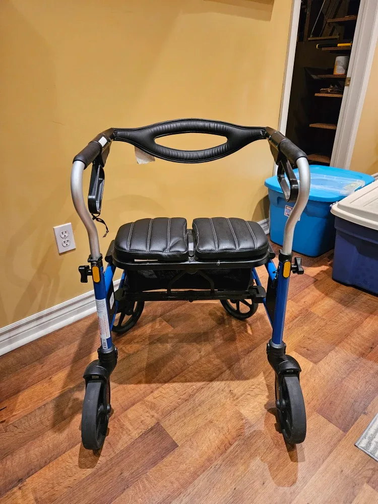 Evolution Walker with Seat and Basket