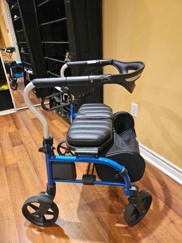 Evolution Walker with Seat and Basket image indicator(3)