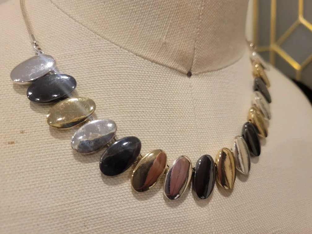 NINE WEST NECKLACE image indicator(3)