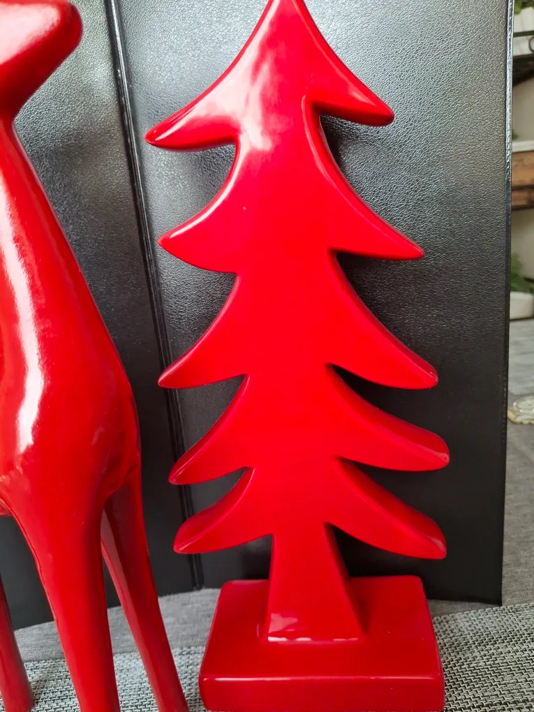 Red Ceramic  Deer and Christmas Tree Decoration image indicator(4)