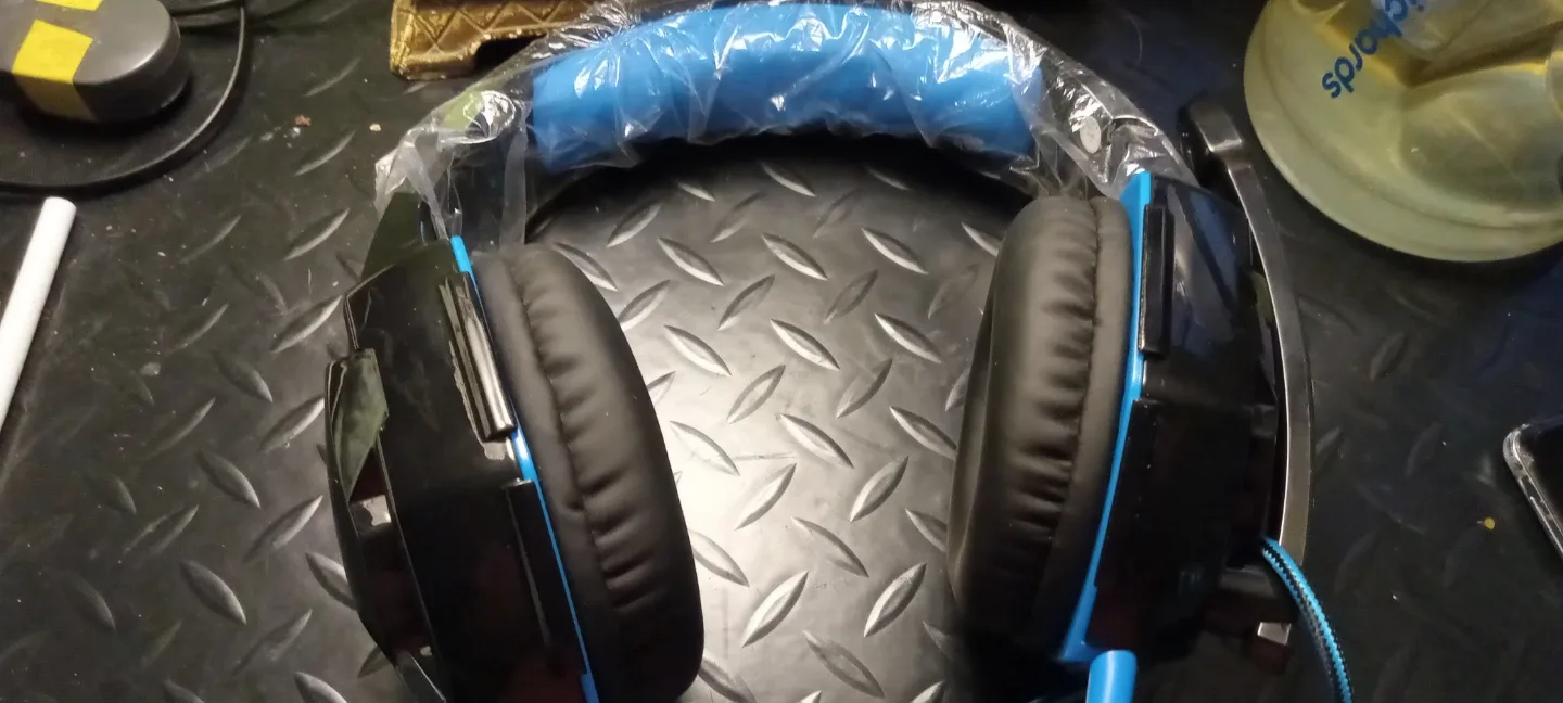 Gaming Headset - Black and Blue image indicator(6)