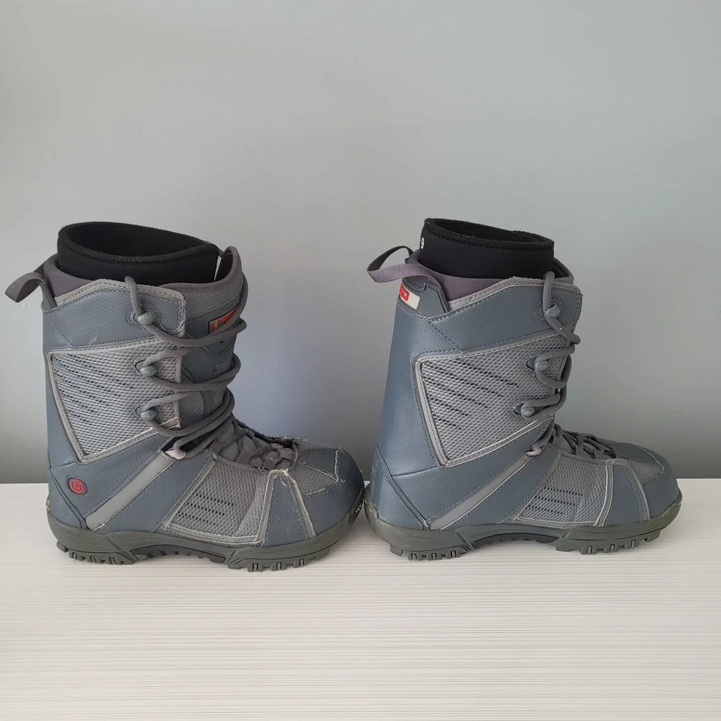 Gently Used! Comfortable Snowboarding Boots- Quick Pickup!🚀 image indicator(3)