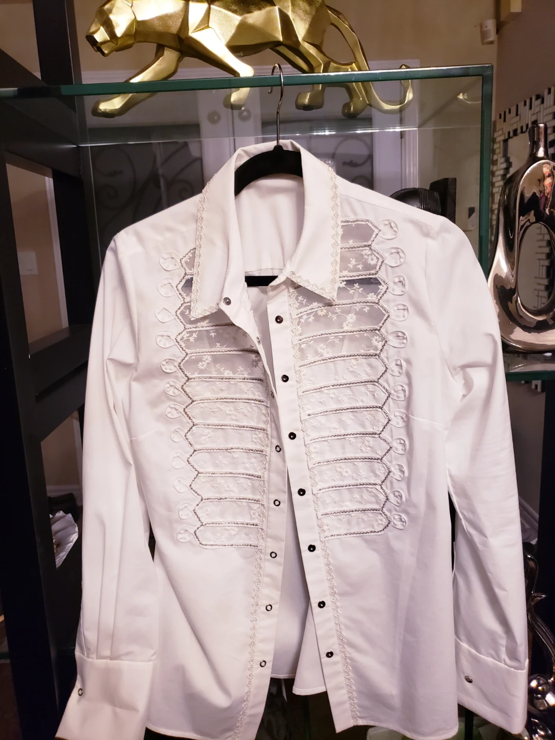 Tahari  Dress Shirt  size large- Unique Design
