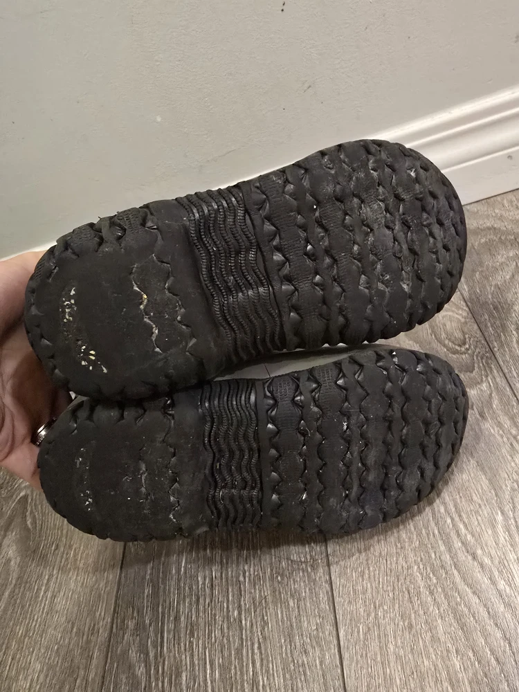 Bogs Kids' Stomper Circle Boots - Size 12 - photo 3