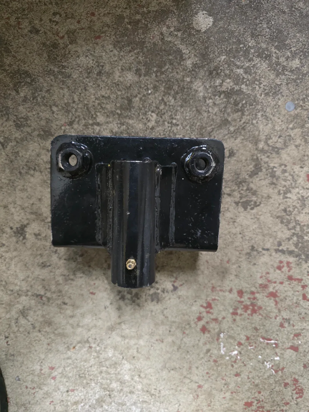 Trailer Hitch Receiver - Black image indicator(2)