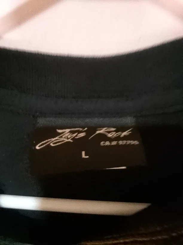 "Jay's Rock" Cannabis Leafs T-Shirt - Size Large image indicator(4)