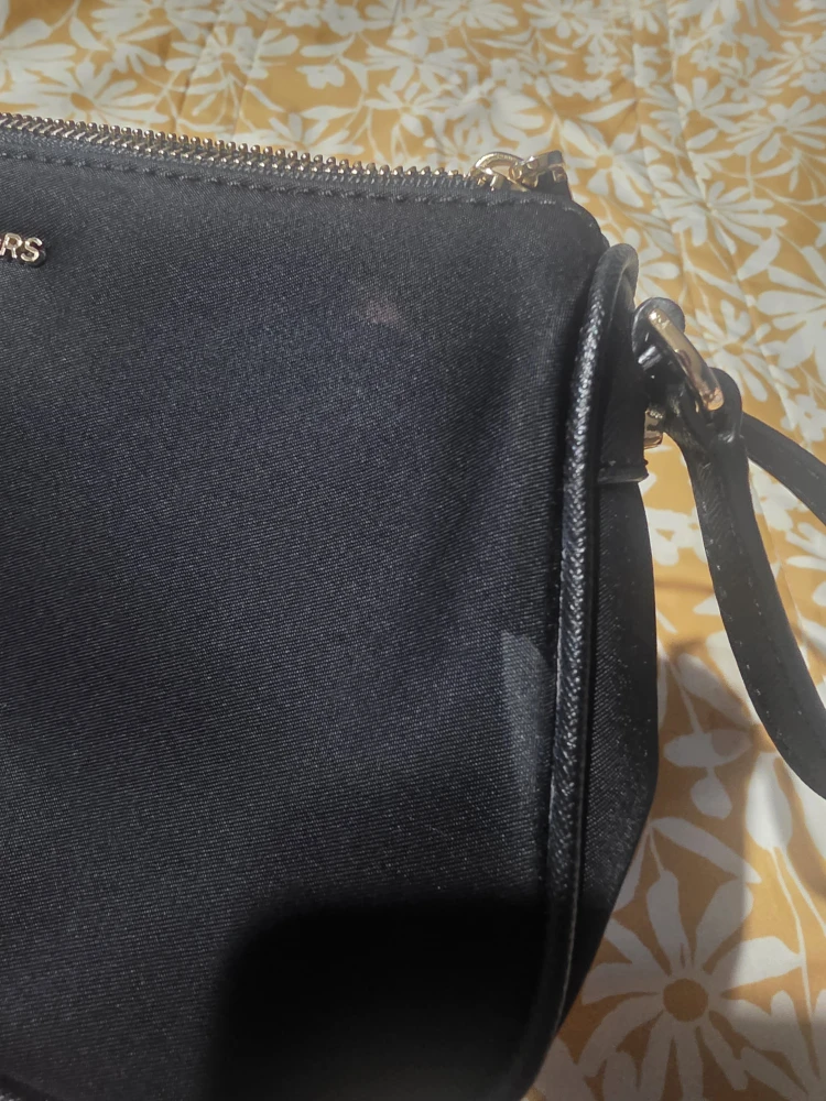Michael Kors Black Shoulder Bag - photo 5