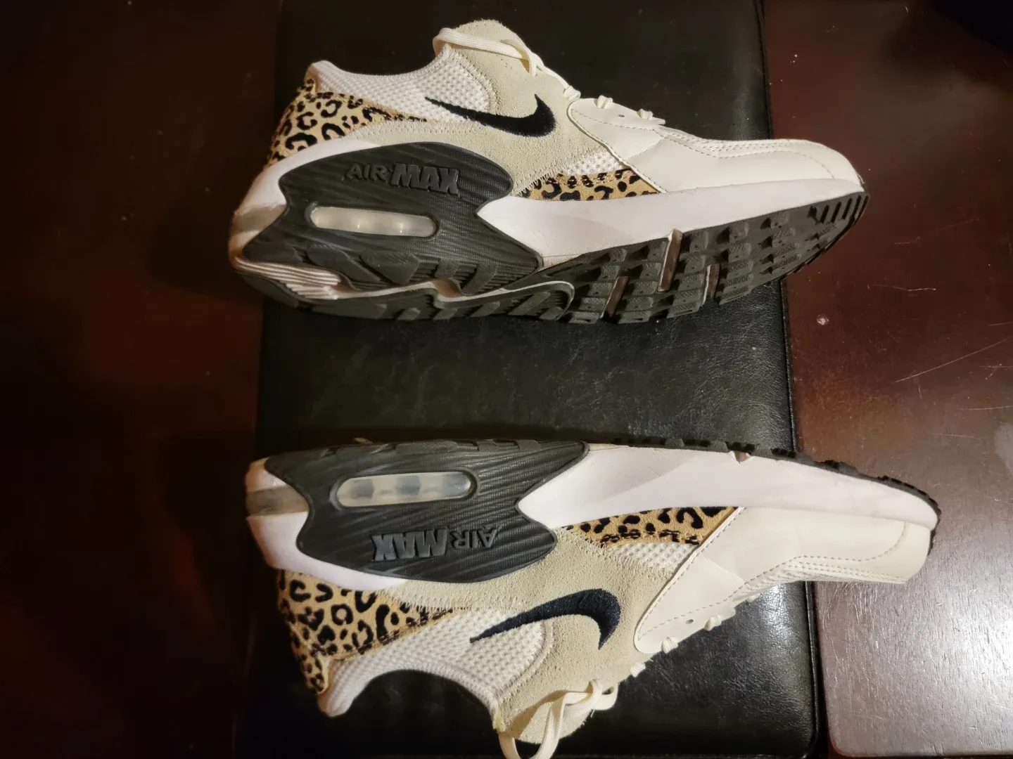 Nike Air Max Excee image indicator(3)