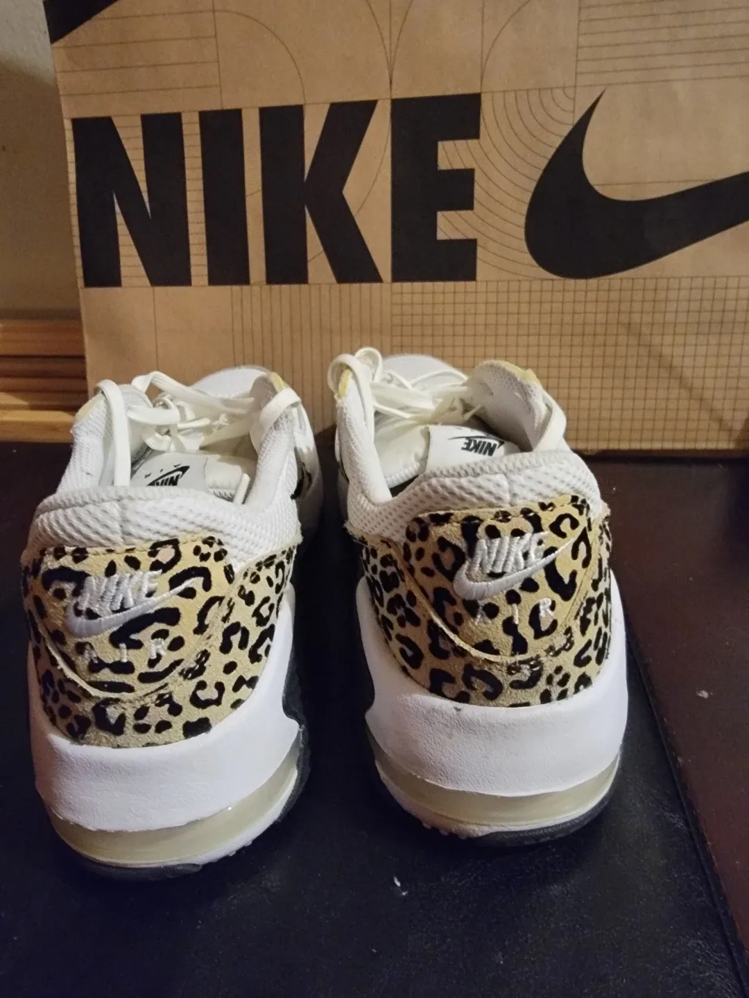 Nike Air Max Excee image indicator(5)