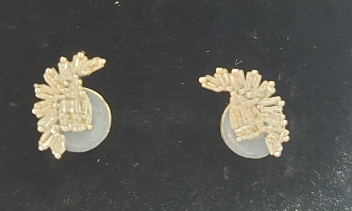 Real Diamond 18K Gold Earrings - photo 2