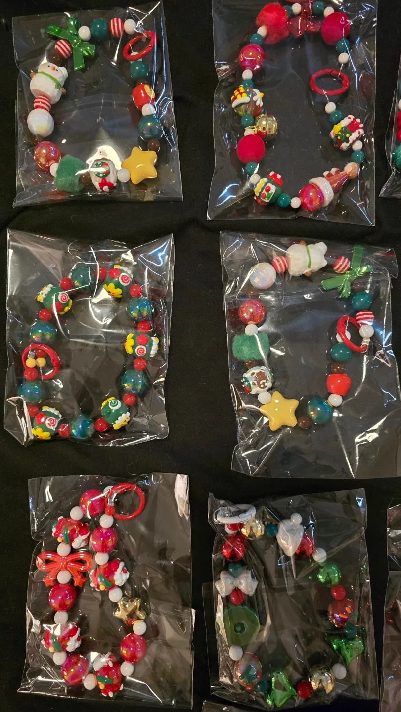 Christmas Beaded Decorative Phone Clips/Keychains image indicator(2)