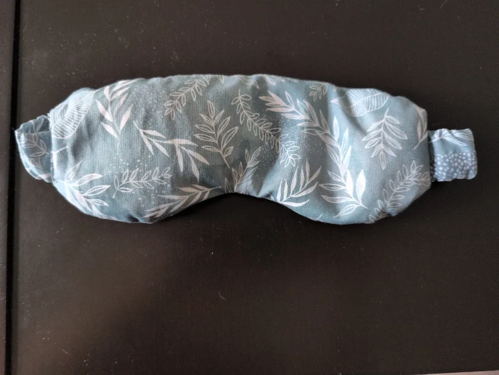 Amma Therapeutic Lavender Mask - Blue Boheme image indicator(3)