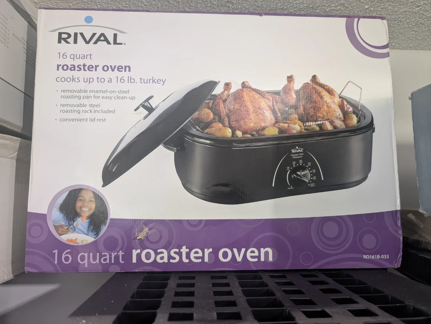 Rival 16 Quart Roaster Oven - New in Box thumbnail