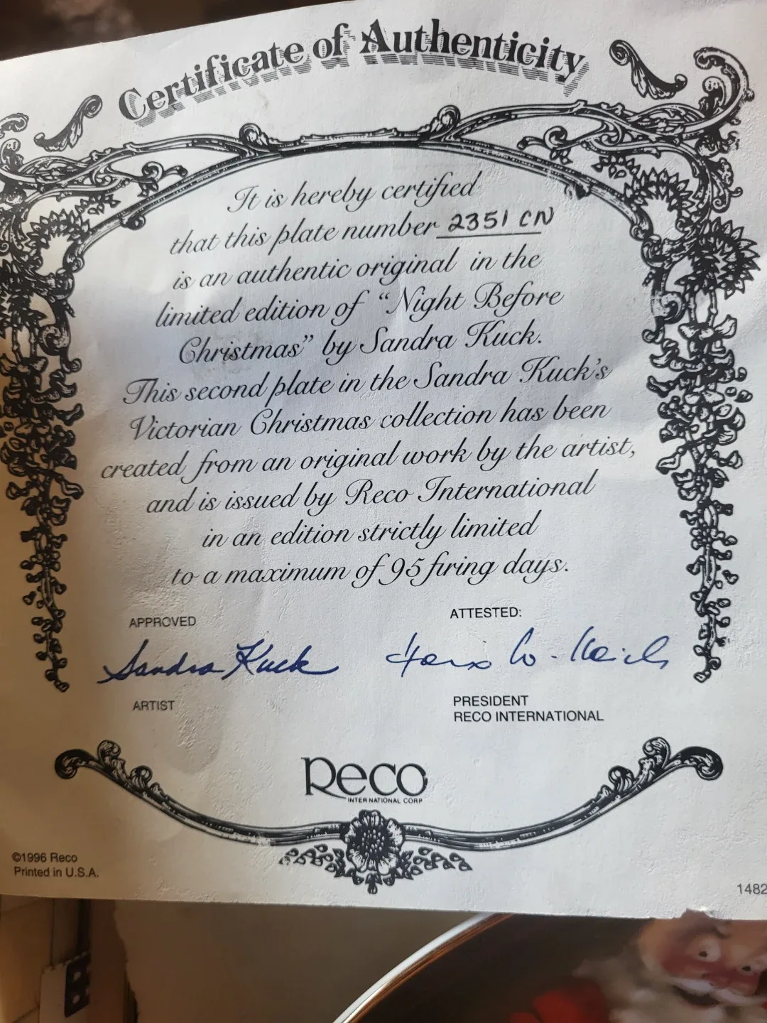 Knowles "Santa By the Fire" Plate image indicator(4)