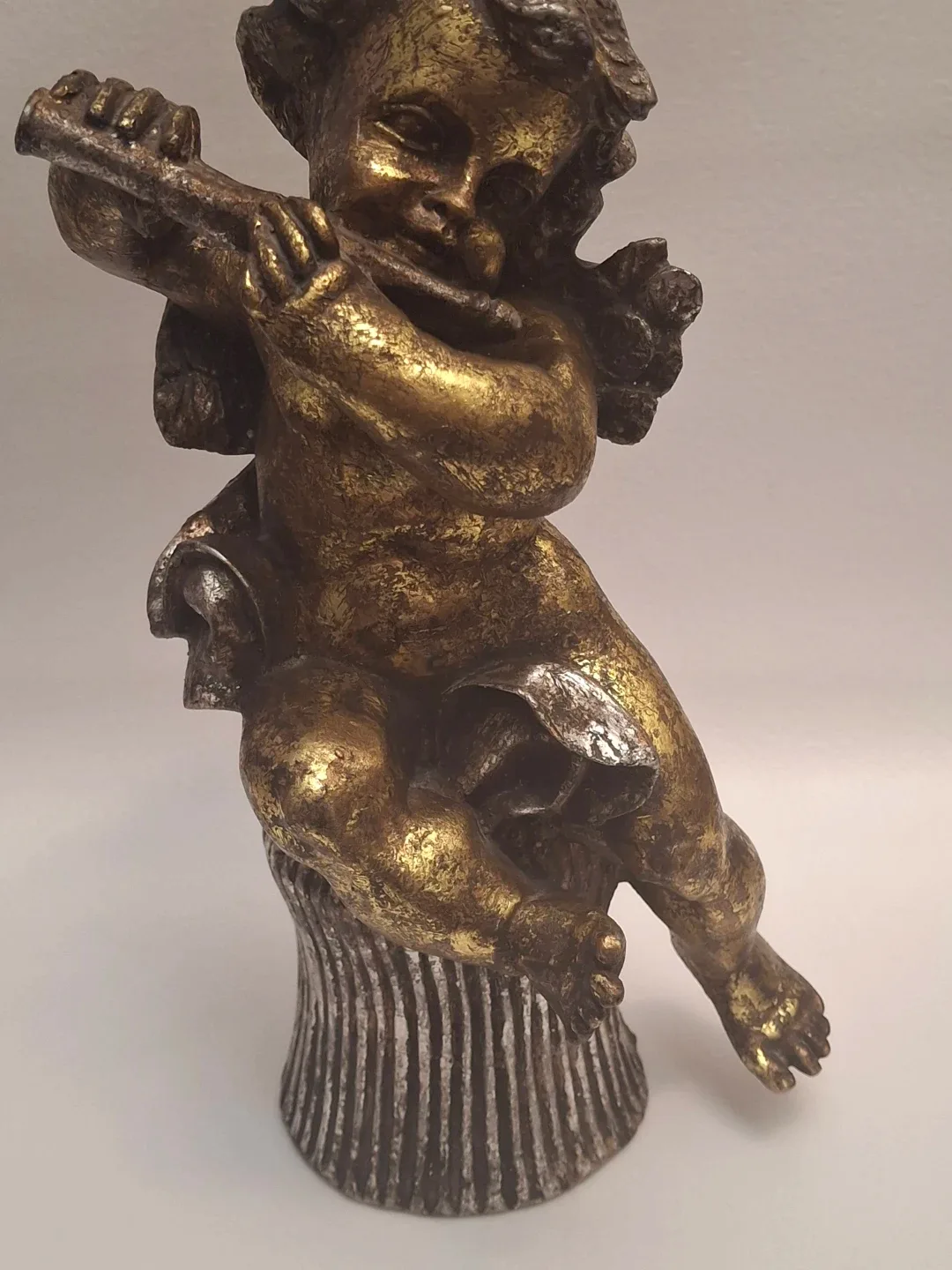 Vintage Gold Wooden  Cherub Statue image indicator(5)