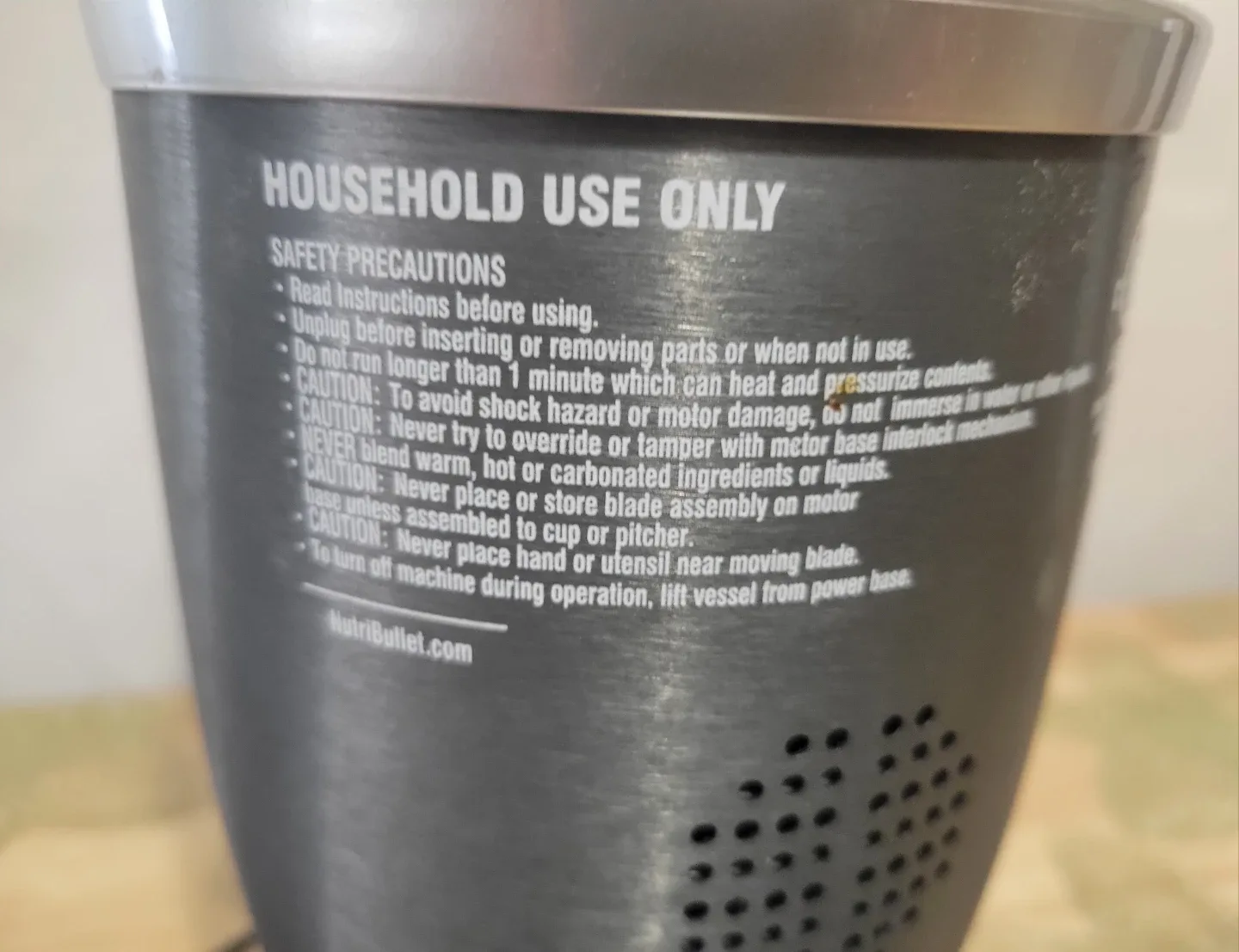 NutriBullet Food Preparing Machine image indicator(2)