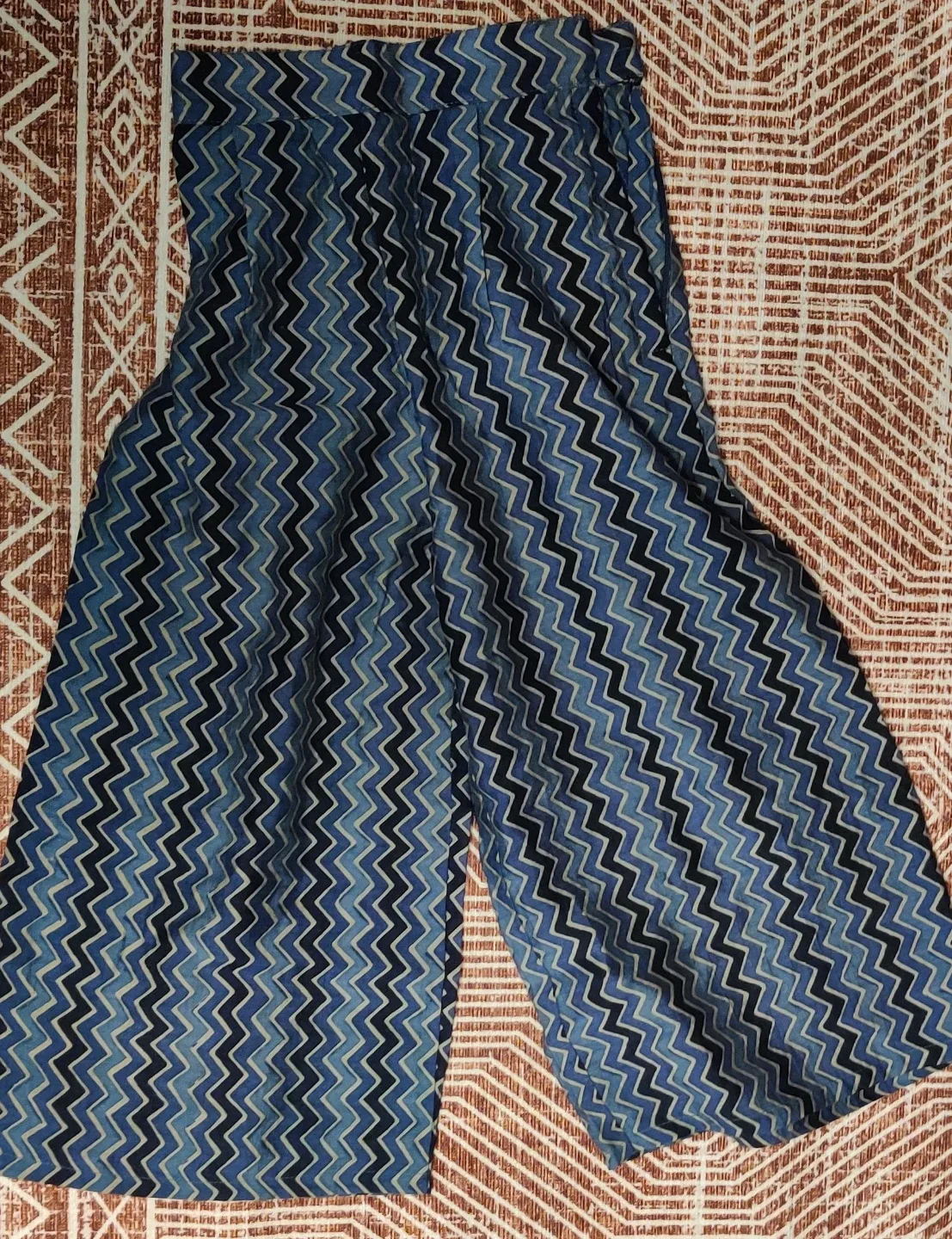 Grey & Blue Floral Indian Dress - Size 20 image indicator(3)