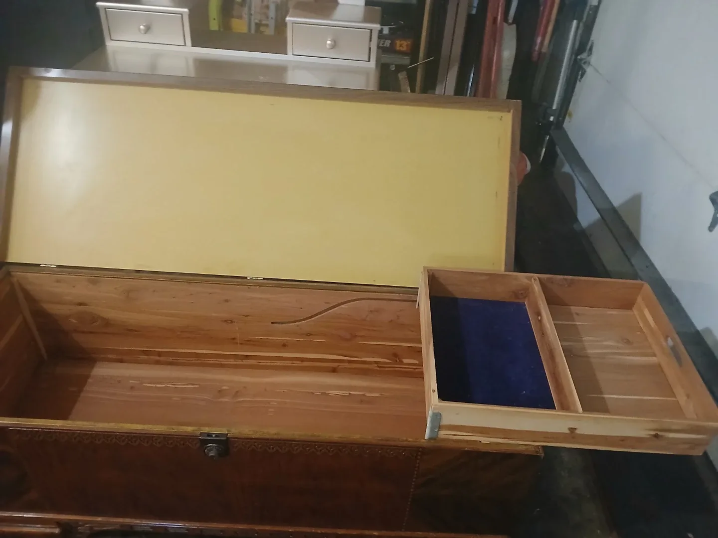 Cedar chest image indicator(3)