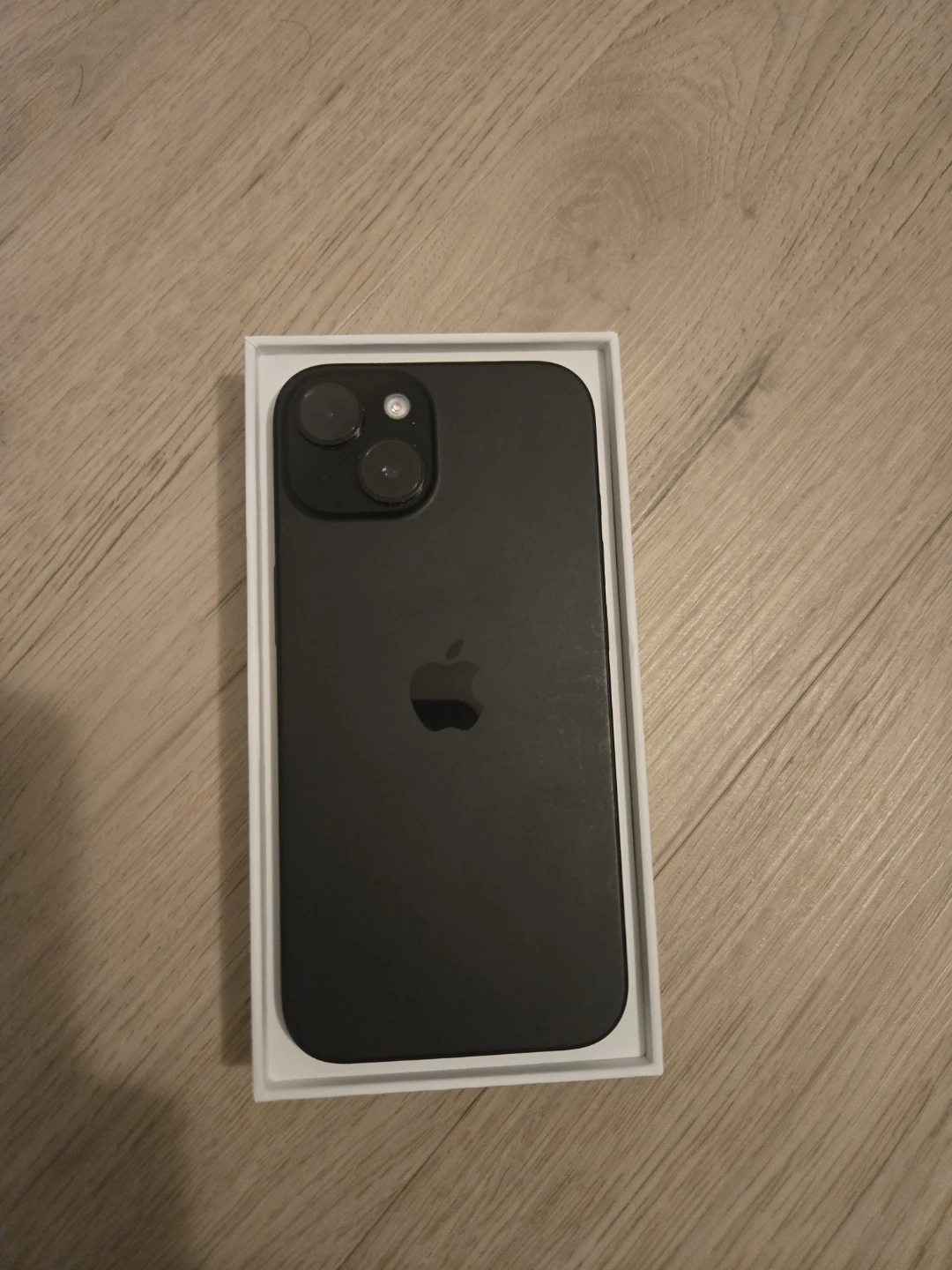Iphone 15 128GB - photo 3