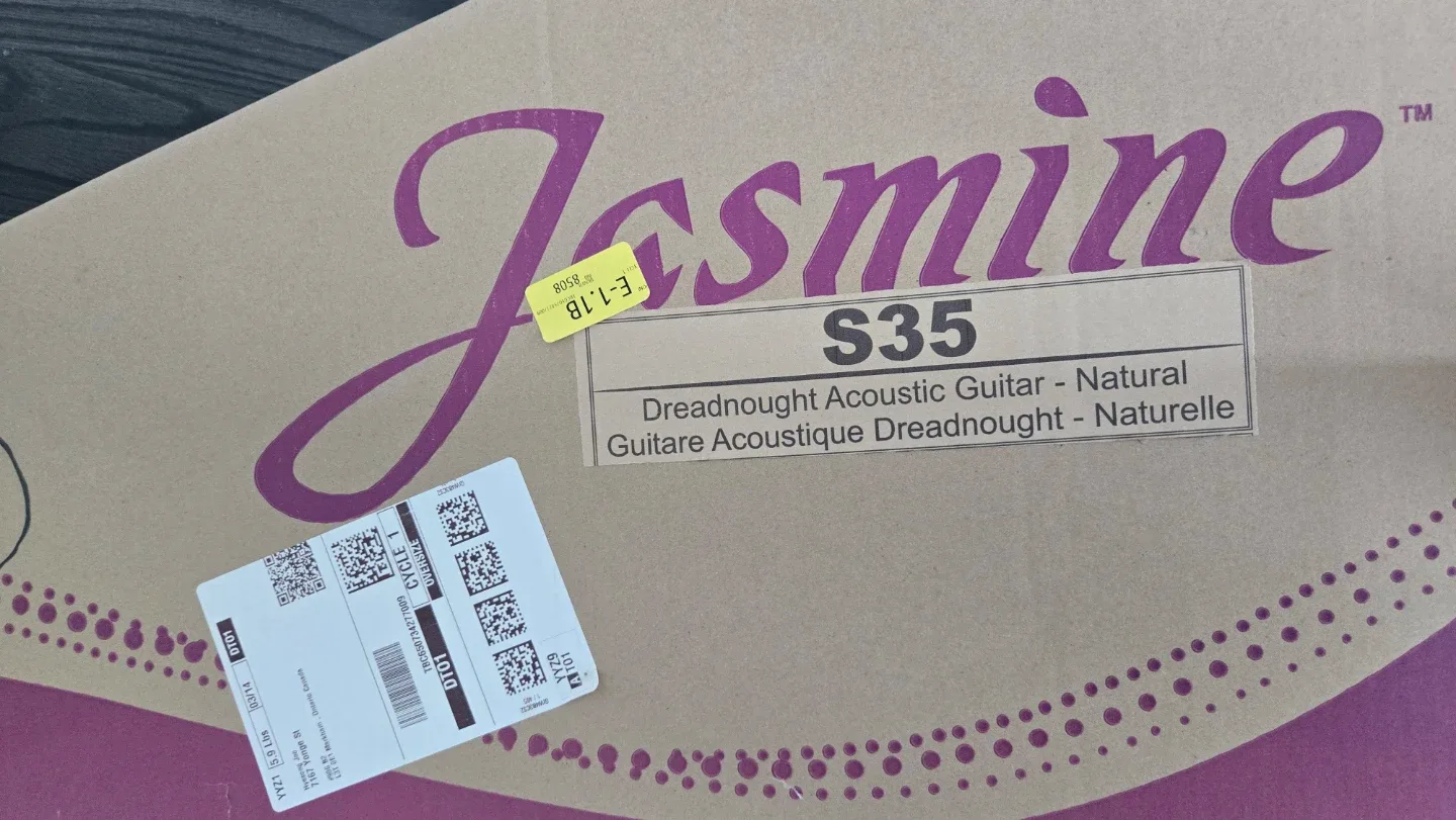 Jasmine S35 Dreadnought Acoustic Guitar - Natural image indicator(3)