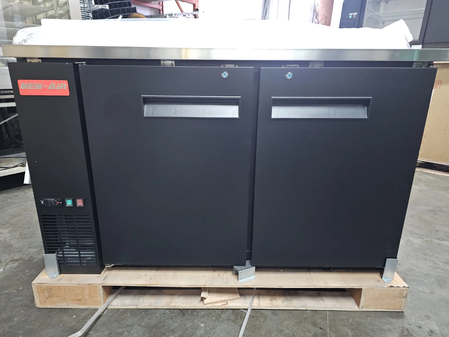 Refrigerator
