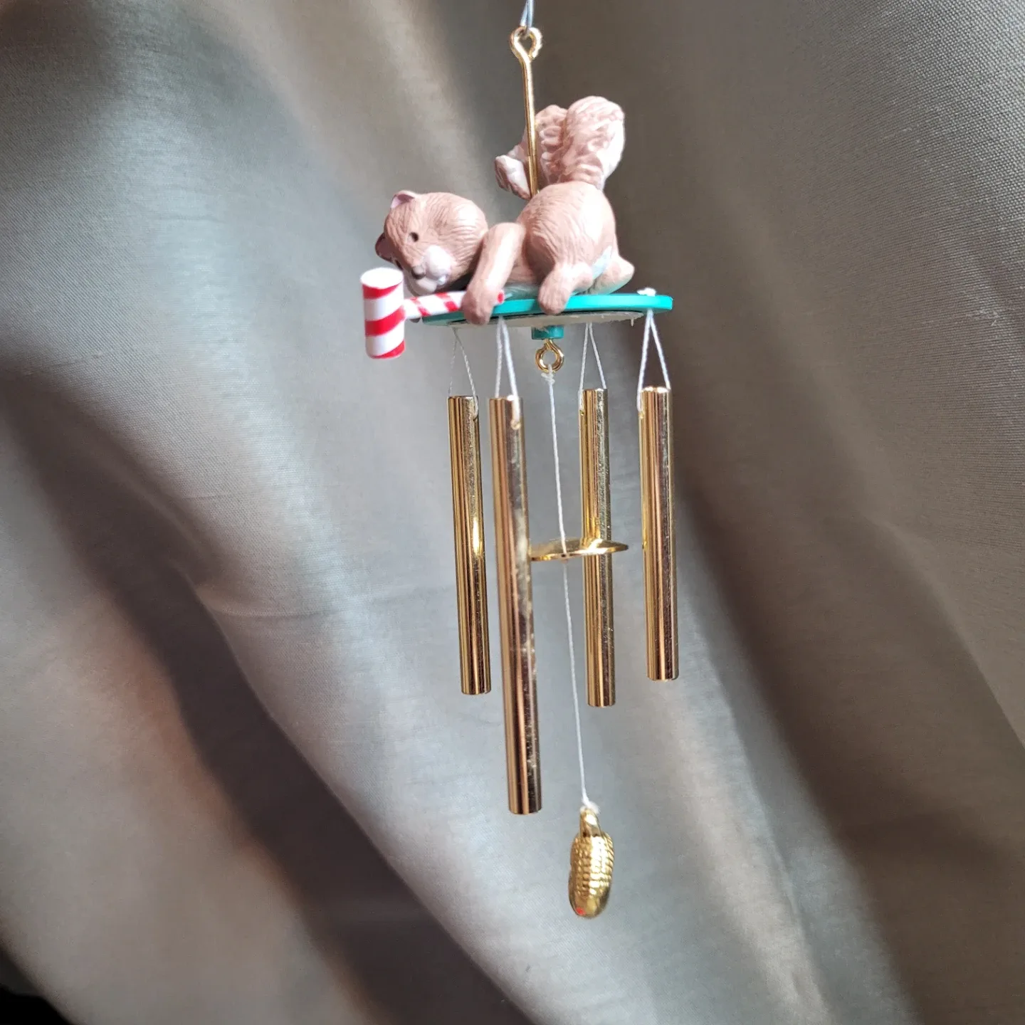 Collectible 1990 Hallmark Chiming In Holiday Christmas Ornament image indicator(6)