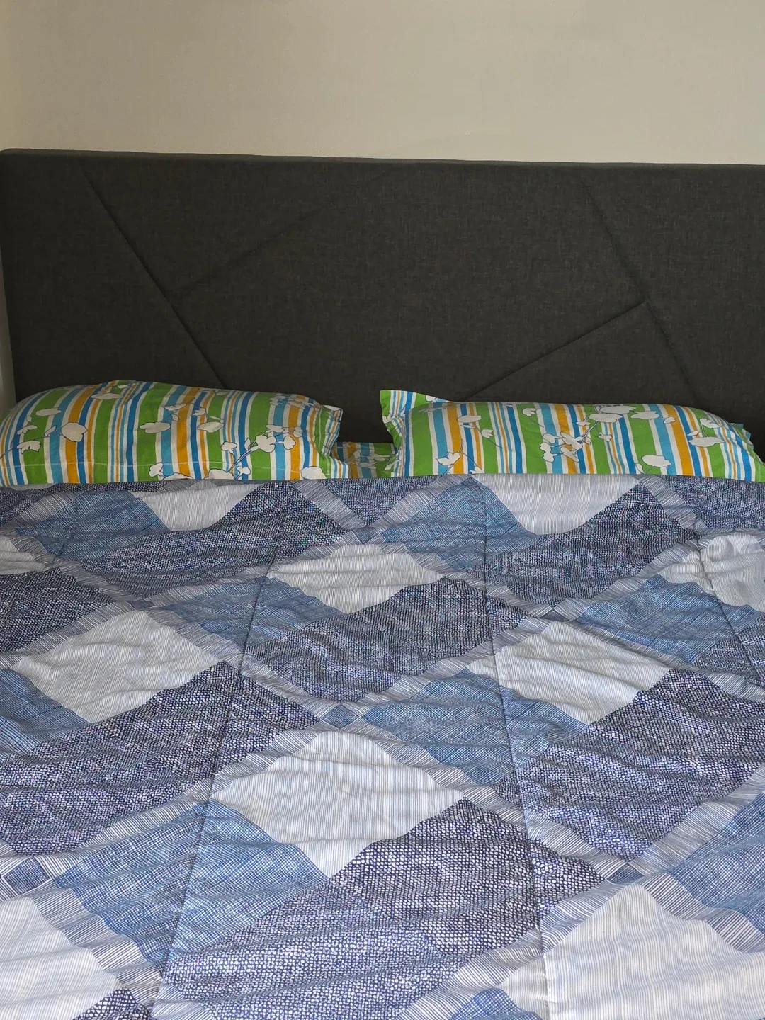 Queen Bed Frame - Gray ( MOVING SALE) image indicator(2)