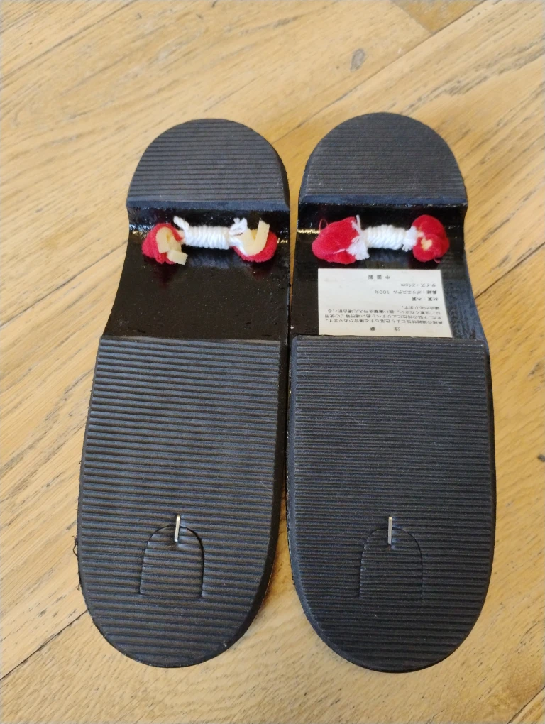 Japanese Geisha Sandals - photo 3