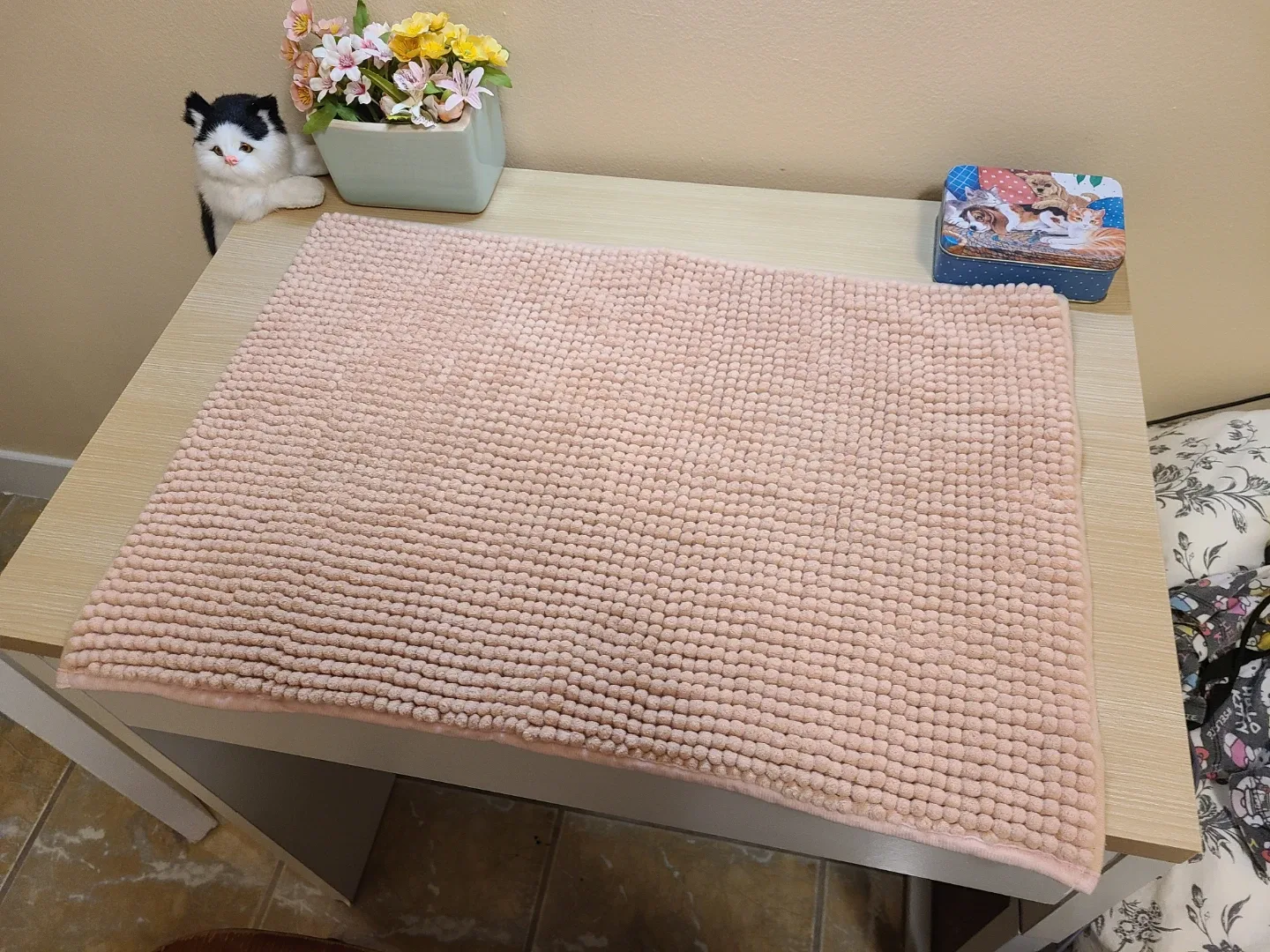 Bath Mats - Pink & Green image indicator(2)