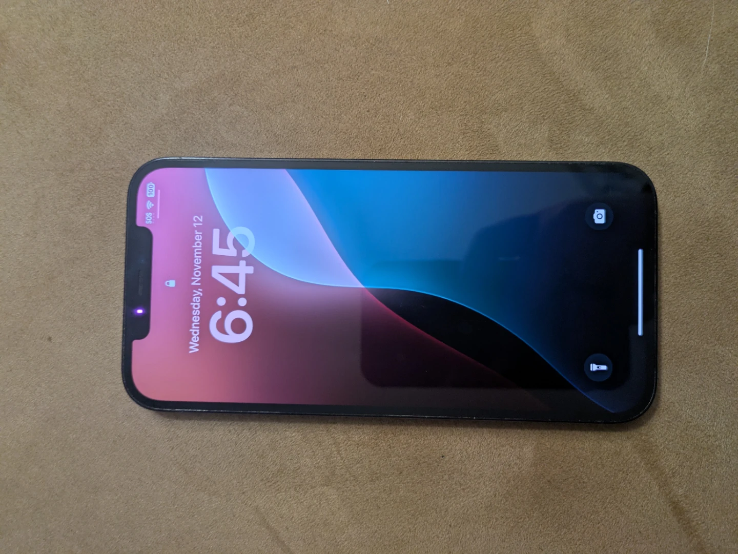 iPhone 12 Pro Max - photo 2