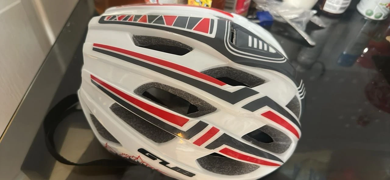 GUB Bike Helmet - White, Red & Black - photo 2