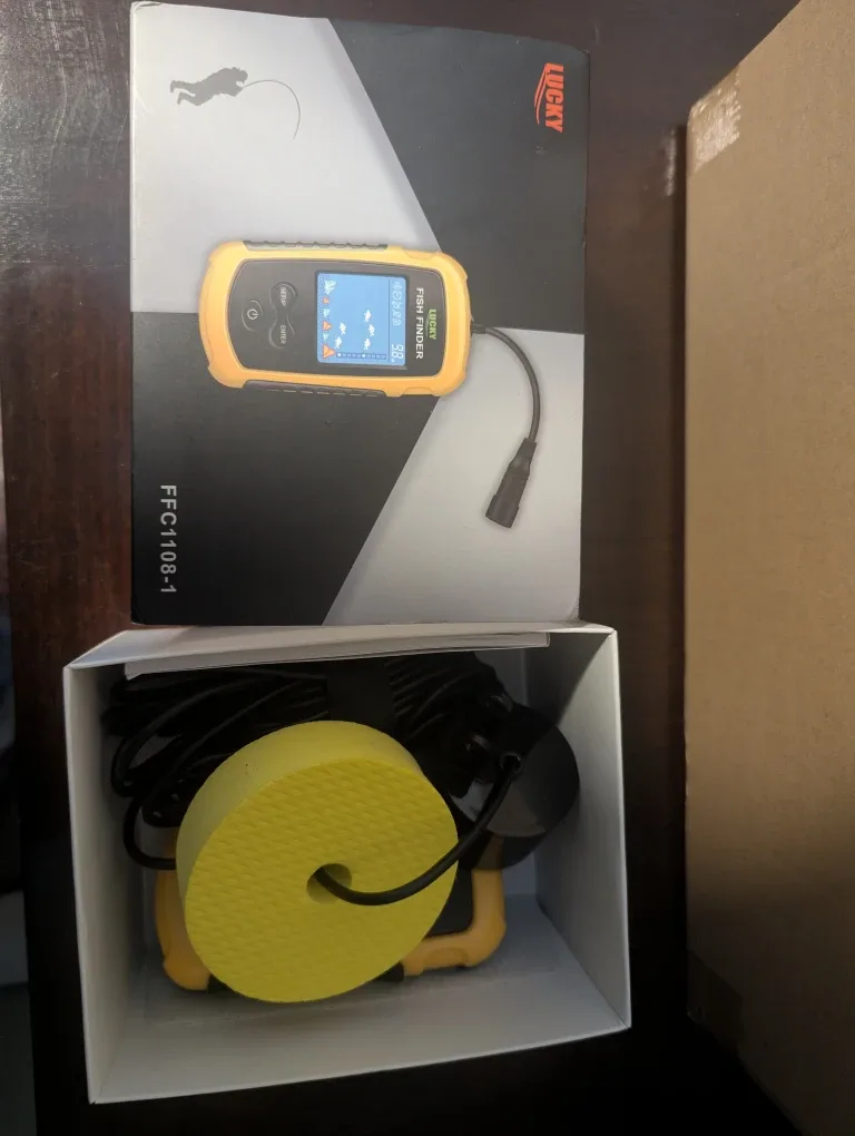 Lucky FFC1108-1 Portable Fish Finder - New in Box!