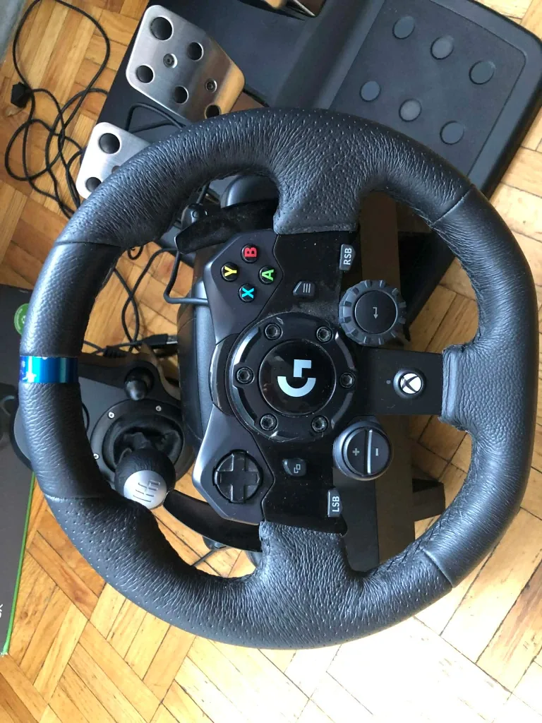 Logitech G923 SE Racing Wheel & Pedals - Xbox/PC