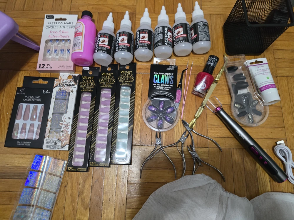 Portable nail desk with alot of extras - photo 4