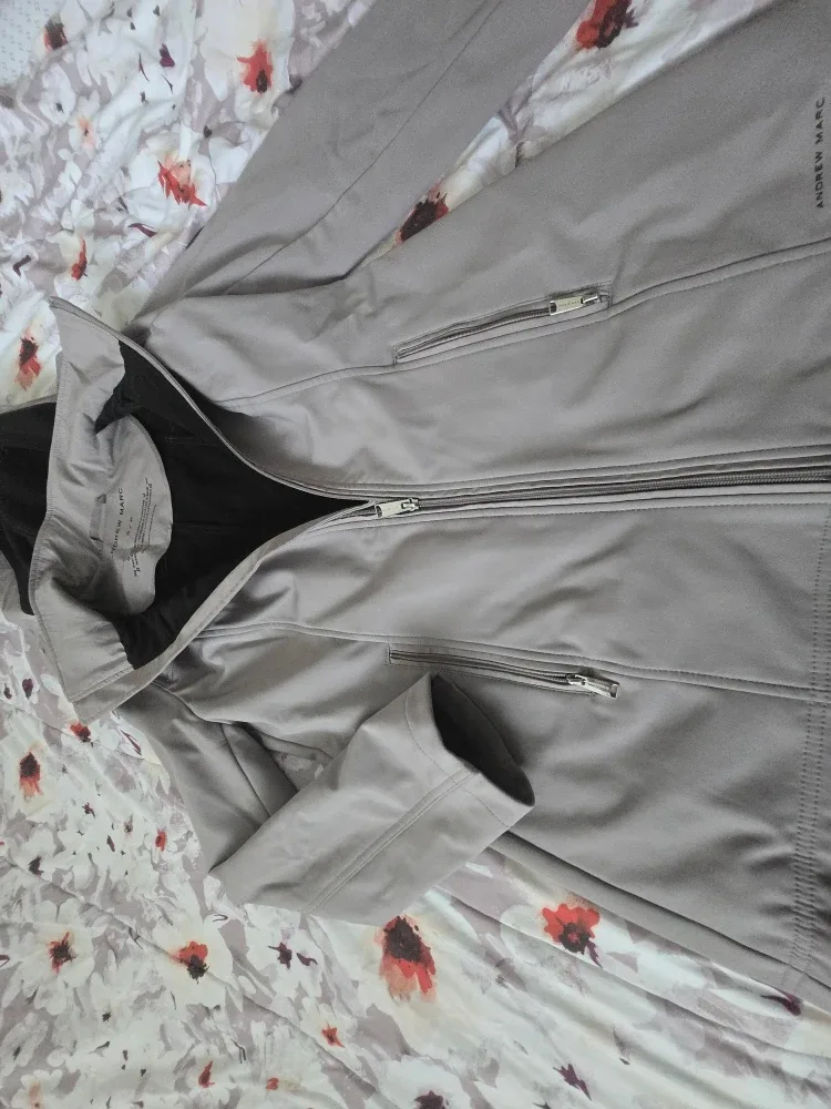 Andrew Marc Softshell Jacket - Size S image indicator(2)